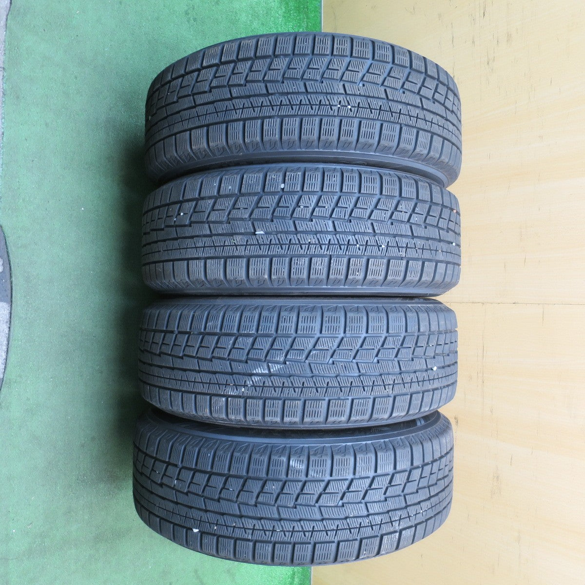 バリ溝!21年!キレイ!9.5分★XV 等 225/60R17 スタッドレス ヨコハマ アイスガード iG60 GRASS グラス 17インチ PCD100/5H★5093007NJス