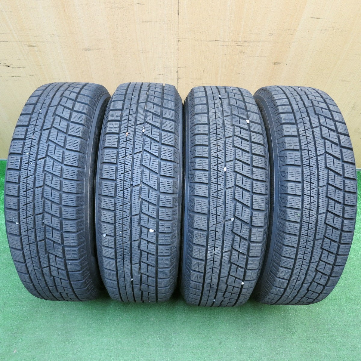 バリ溝!23年!9.5分★スタッドレス 185/65R15 ヨコハマ アイスガード iG60 ravrion RS01 ラブリオン 15インチ PCD114.3/5H★6022809HAス