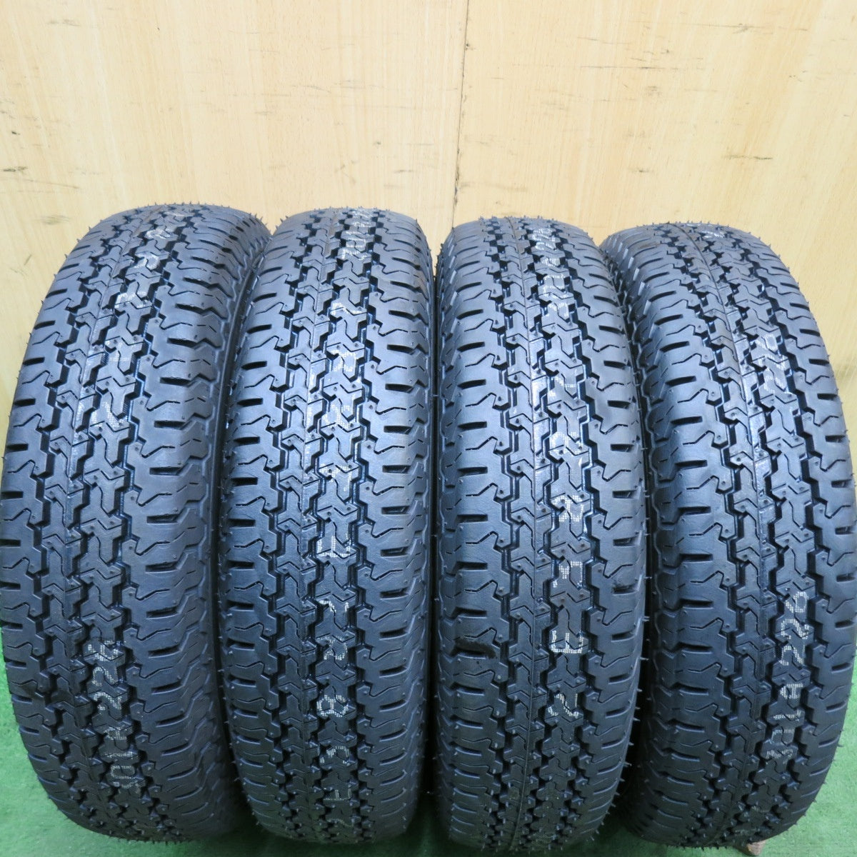 タイヤ未使用!25年!キレイ★145R12 6PR ヨコハマ SUPER VAN 355 スチール ホイール 12インチ スーパー バン PCD100/4H★5051605AKノ