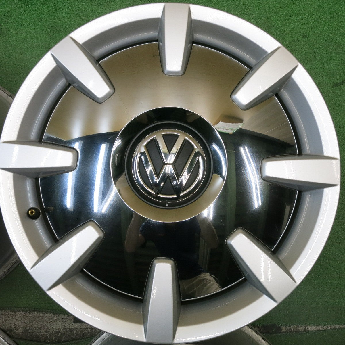 【希少 限定車】 キレイ★VW ワーゲン ザ・ビートル フェンダー エディション 純正 ホイール 18インチ 8J×18H2 PCD112/5H★5082307HAホ