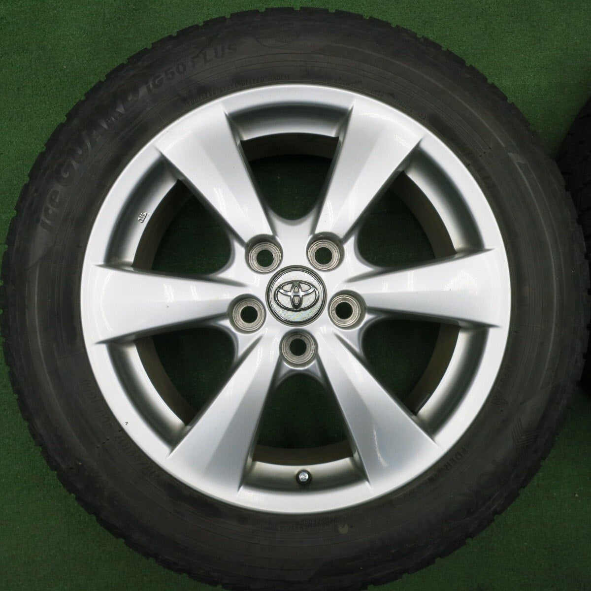キレイ★トヨタ エスティマ 純正 215/60R17 スタッドレス ヨコハマ アイスガード iG50 プラス PCD114.3/5H★5011101NJス