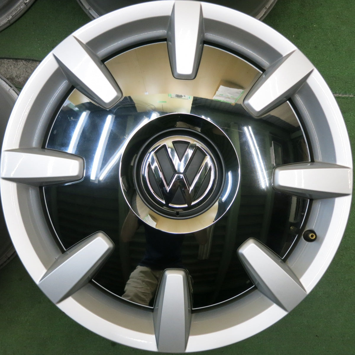 【希少 限定車】 キレイ★VW ワーゲン ザ・ビートル フェンダー エディション 純正 ホイール 18インチ 8J×18H2 PCD112/5H★5082307HAホ