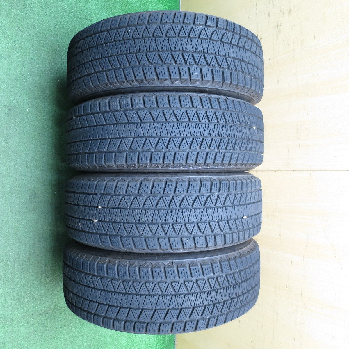 バリ溝!22年!キレイ!9.5分★スタッドレス 225/65R17 ブリヂストン ブリザック DM-V3 QRASIZ VS6 KOSEI クレイシズ コーセイ 17インチ PCD114.3/5H★5052503NJス