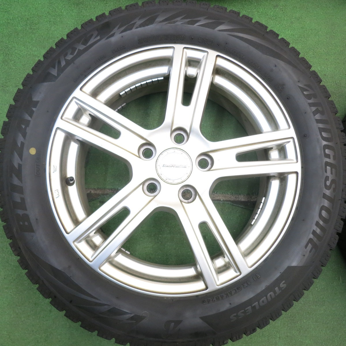 バリ溝!9分★ボルボ 等 EuroPremium GENT 阿部商会 205/55R16 スタッドレス ブリヂストン ブリザック VRX2 VRX ユーロプレミアム ゲント PCD108/5H★5070107HAス