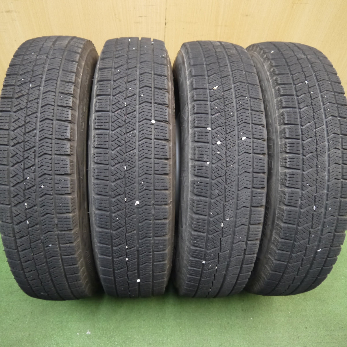 4本価格!22年◎スタッドレス 145/80R13 ブリヂストン ブリザック VRX2 スチール ホイール 13インチ PCD100 110 114.3/4H マルチ◎6090402Hス