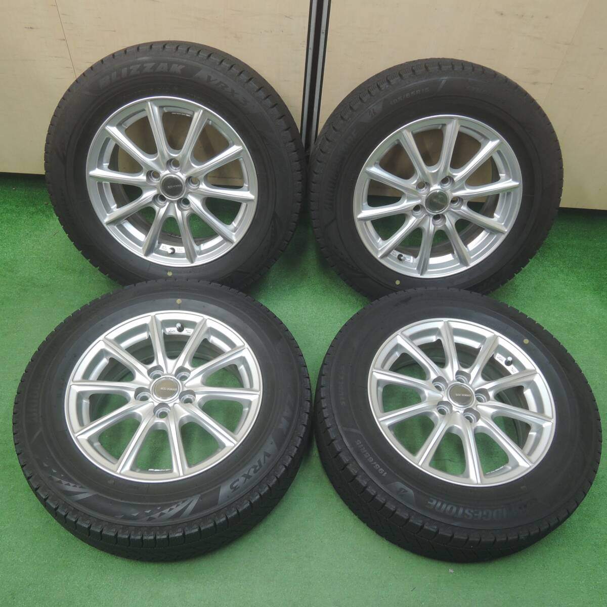 バリ溝 21年 キレイ 9.5分★プリウス等 195/65R15 スタッドレス ブリヂストン VRX3 ECO FORME PCD100/5H★4011911SYス