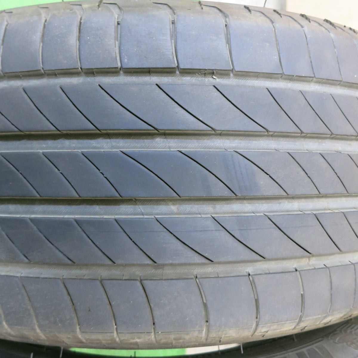 2本価格!22年★205/60R16 ミシュラン プライマシー4 タイヤ 16インチ ノア エスティマ プリウスα ヴォクシー 等★5052103ナノタ
