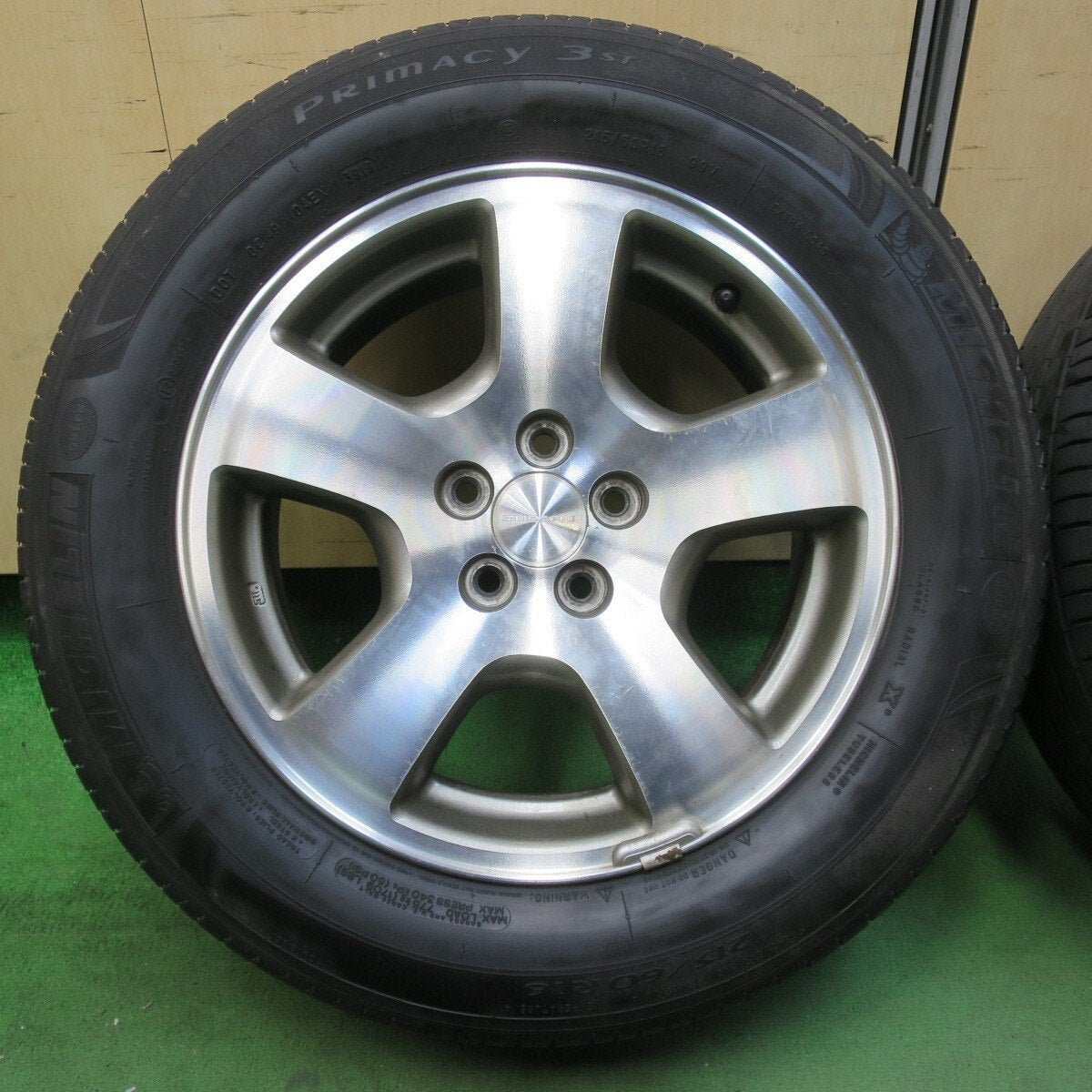 バリ溝!9分★スバル フォレスター 純正 215/60R16 ミシュラン プライマシー 3ST 16インチ PCD100/5H★5032906イノ
