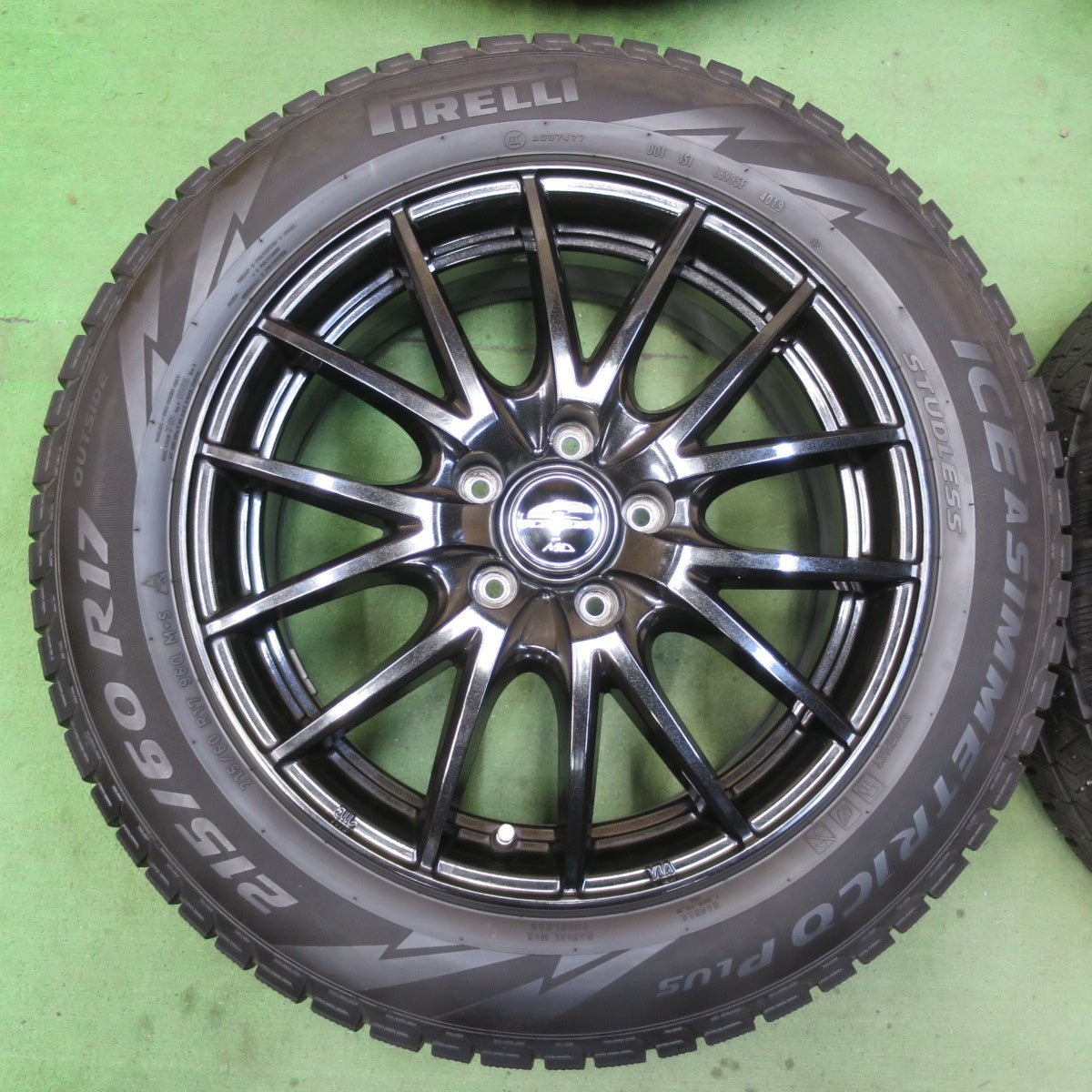 キレイ★スタッドレス 215/60R17 ピレリ アイスアシンメトリコ プラス SCHNEIDER MiD シュナイダー 17インチ PCD114.3/5H★5081803イス