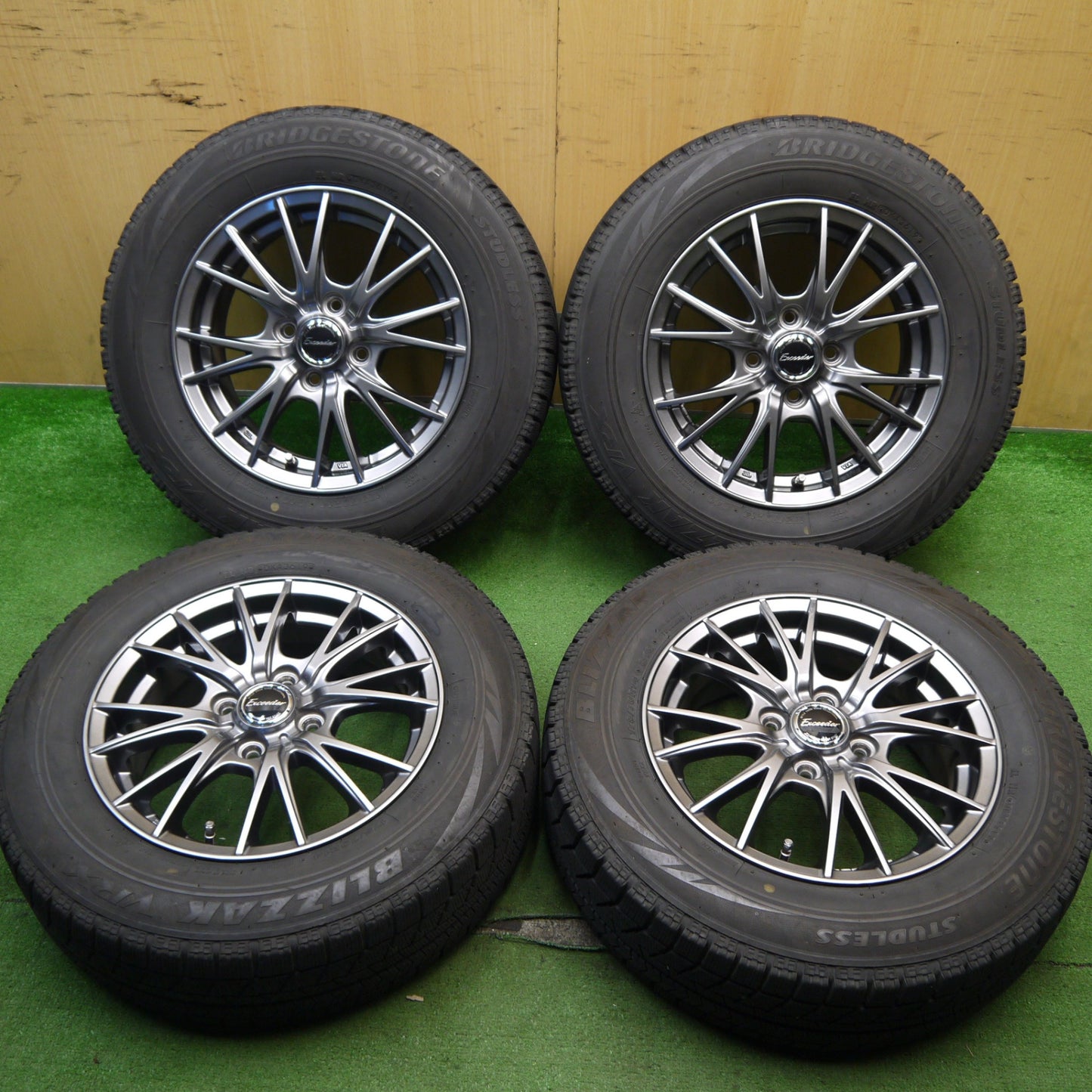 キレイ★スタッドレス 175/70R14 ブリヂストン ブリザック VRX Exceeder エクシーダー 14インチ PCD100/4H★5051904Hス