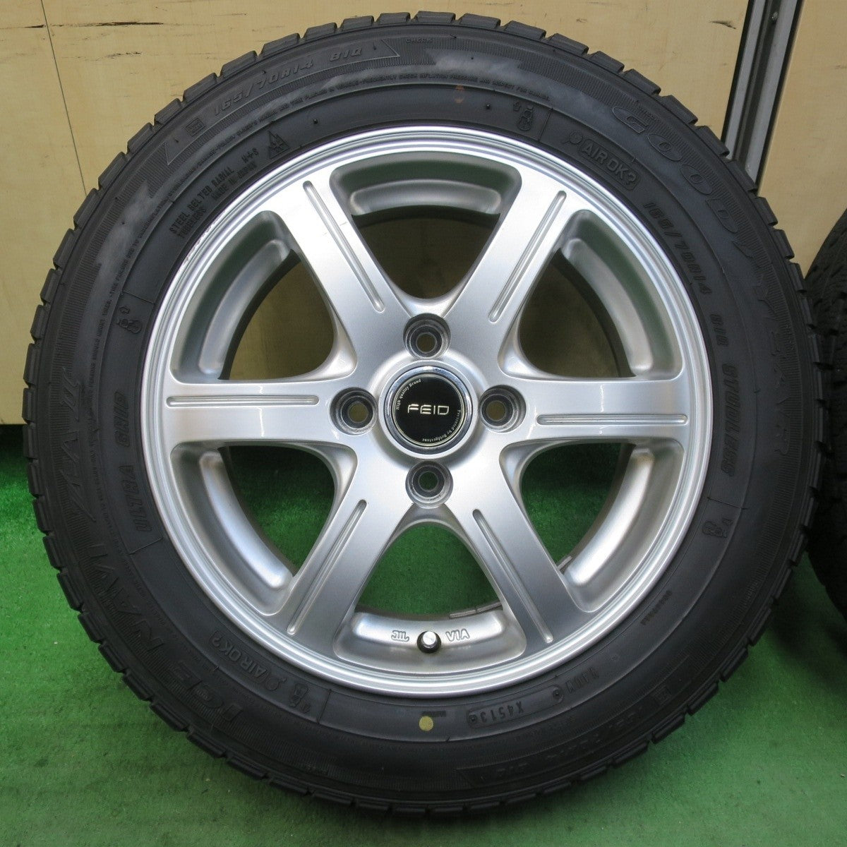 バリ溝!8.5分★スタッドレス 165/70R14 グッドイヤー アイスナビ ZEA2 FEID 14インチ PCD100/4H★5022711イス