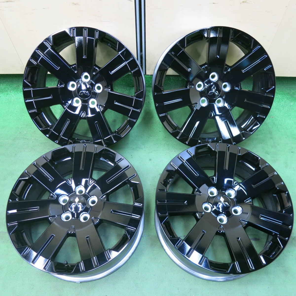 新車外し★三菱 デリカ D:5 シャモニー 純正 ENKEI ホイール 18インチ 18×7J D5 エンケイ PCD114.3/5H★5061108SYホ