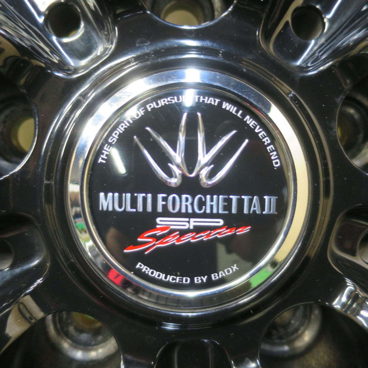 バリ溝!24年!キレイ!9.5分★LOXARNY MULTI FORCHETTA2 SP Spector 235/55R19 ミシュラン パイロット スポーツ4 SUV ロクサーニ マルチフォルケッタ SPスペクター PCD114.3/5H★5061501イノ