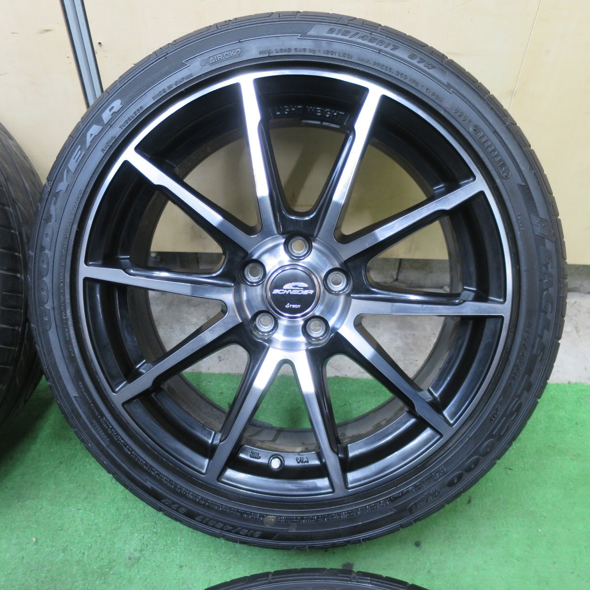バリ溝!キレイ!9.5分★86 BRZ 等 215/45R17 グッドイヤー イーグル LS2000 hybrid2 SCHNEIDER シュナイダー 17インチ PCD100/5H★5092303TTノ