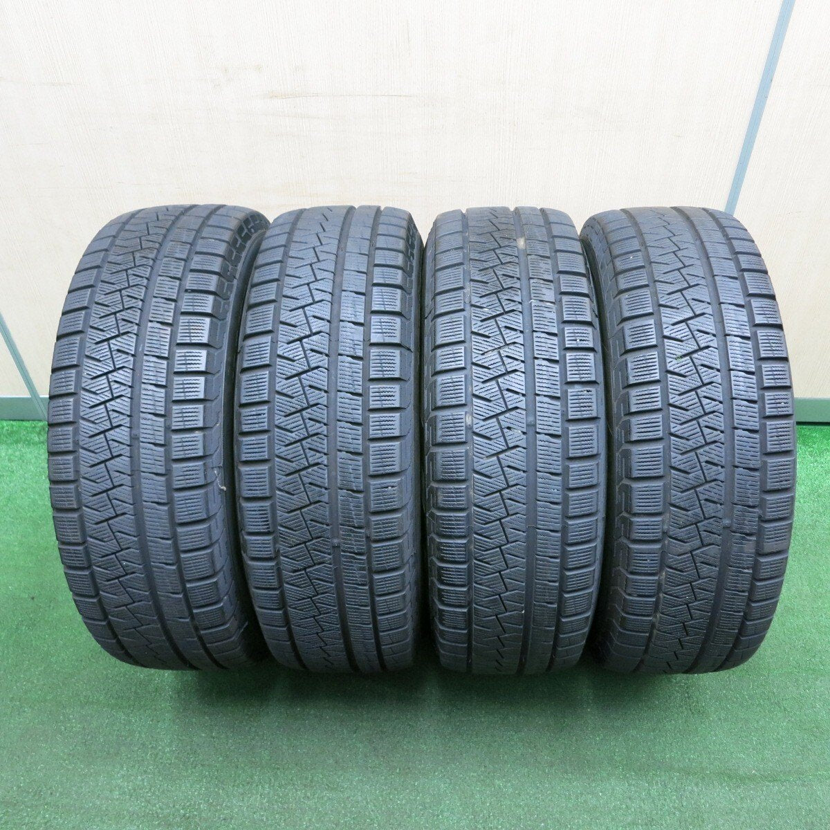 バリ溝!20年!8.5分★スタッドレス 195/65R15 ピレリ アイスアシンメトリコ プラス MANARAY SPORT PCD114.3/5H★4041705TNス