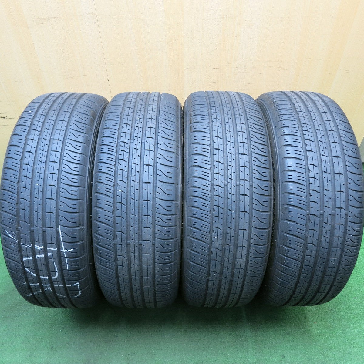 キレイ!23年★トヨタ ランクル 300 ZX 純正 265/55R20 ダンロップ グラントレック PT5A 20インチ PCD139.7/6H★5053008HAノ