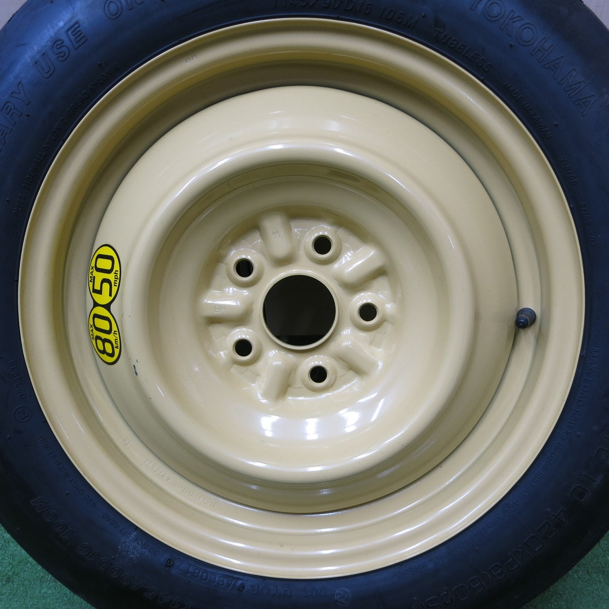 未使用!1本★スペア 145/90D16 ヨコハマ INFLATE TO 420kPa(60pSi) TEMPORARY USE ONLY スチール ホイール 16インチ PCD114.3/5H★5082304ナノ