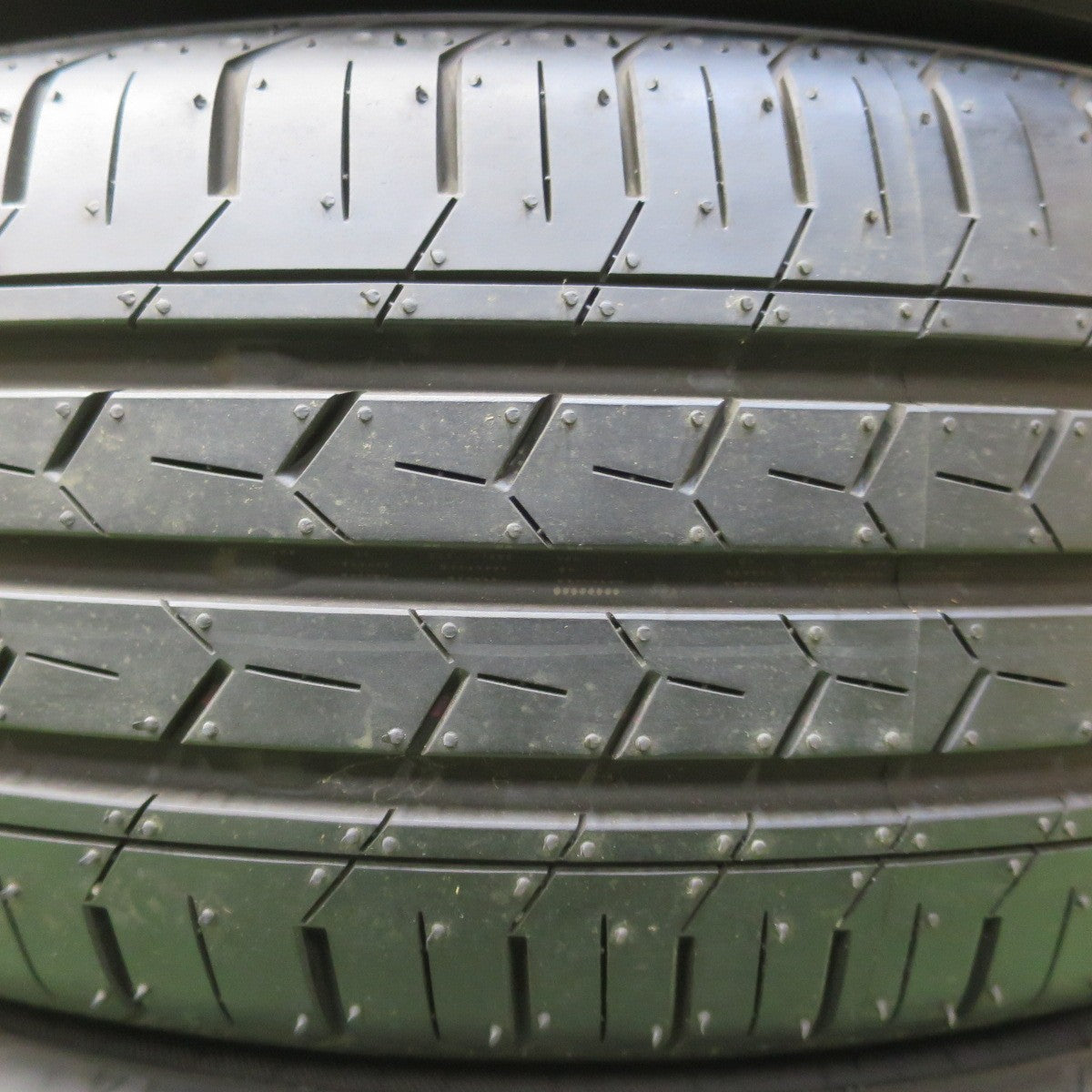 新車外し!24年★185/65R15 ヨコハマ BluEarth-FE AE30 AE30B ブルーアース タイヤ 15インチ アクア シエンタ フリード ノート デミオ 等★6011713イノタ