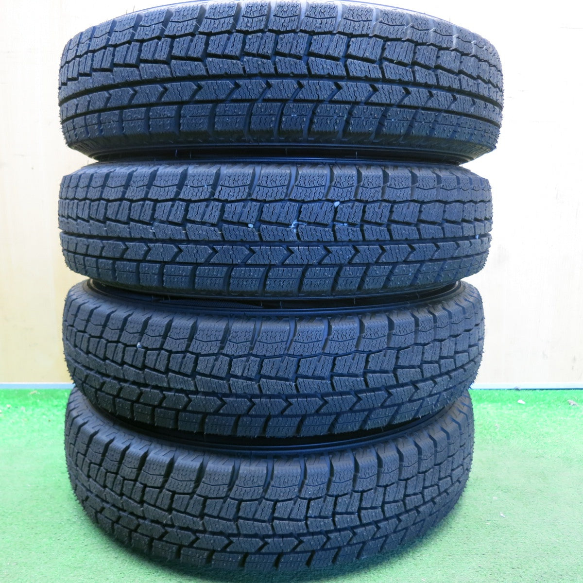 ほぼ未使用!23年★スタッドレス 135/80R12 ダンロップ ウインターマックス WM02 スチール ホイール 12インチ PCD100 110 114.3/4H マルチ★6051705HAス