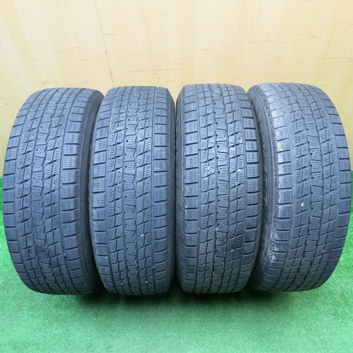 バリ溝!8.5分★スタッドレス 225/65R17 グッドイヤー アイスナビ SUV D.O.S. DOS 社外 アルミ 17インチ PCD114.3/5H★5103005HAス