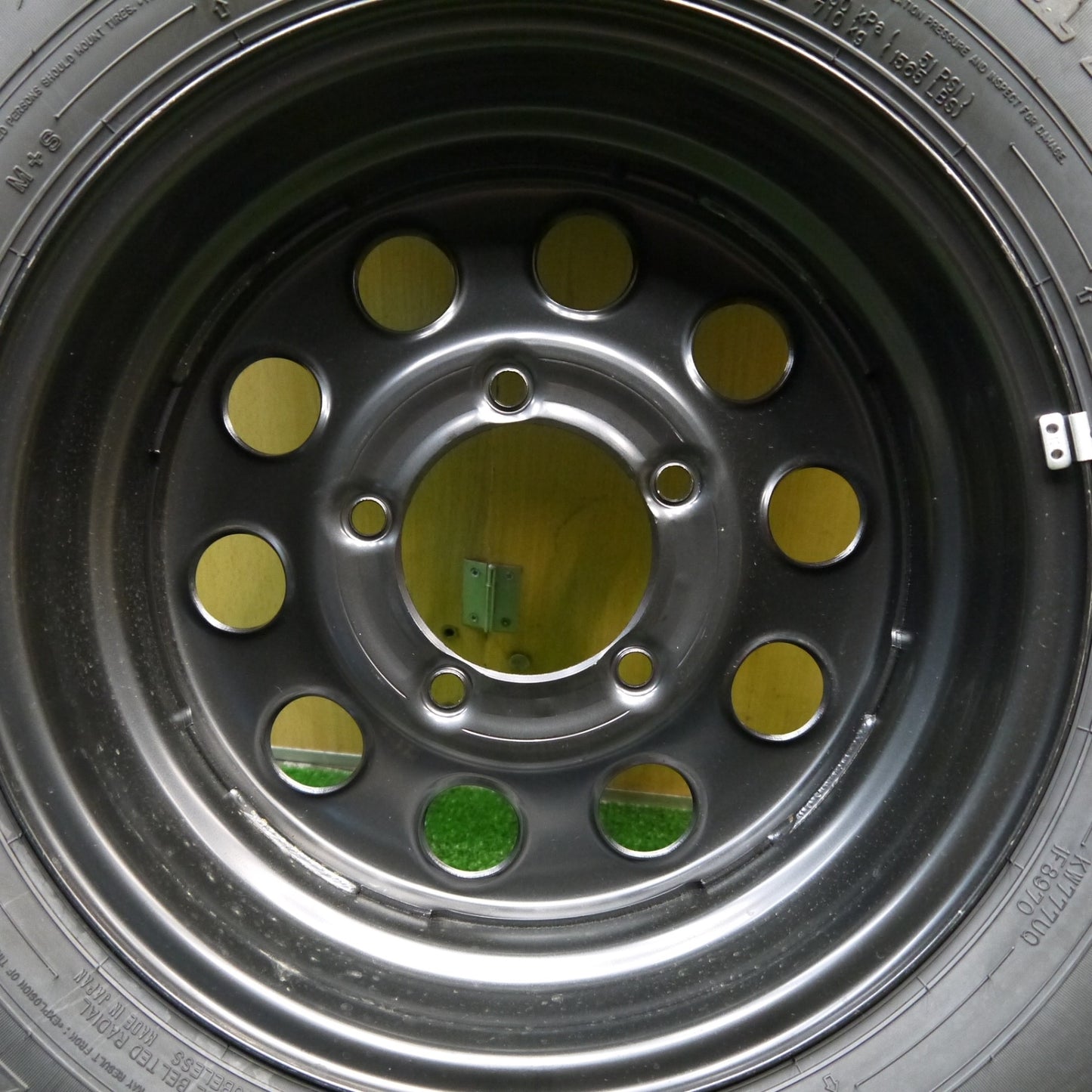 新車外し!24年!1本★スズキ ジムニー シエラ 純正 スチール 195/80R15 ダンロップ AT20 グラントレック スペア 15インチ PCD139.7/5H★5051910Hノ