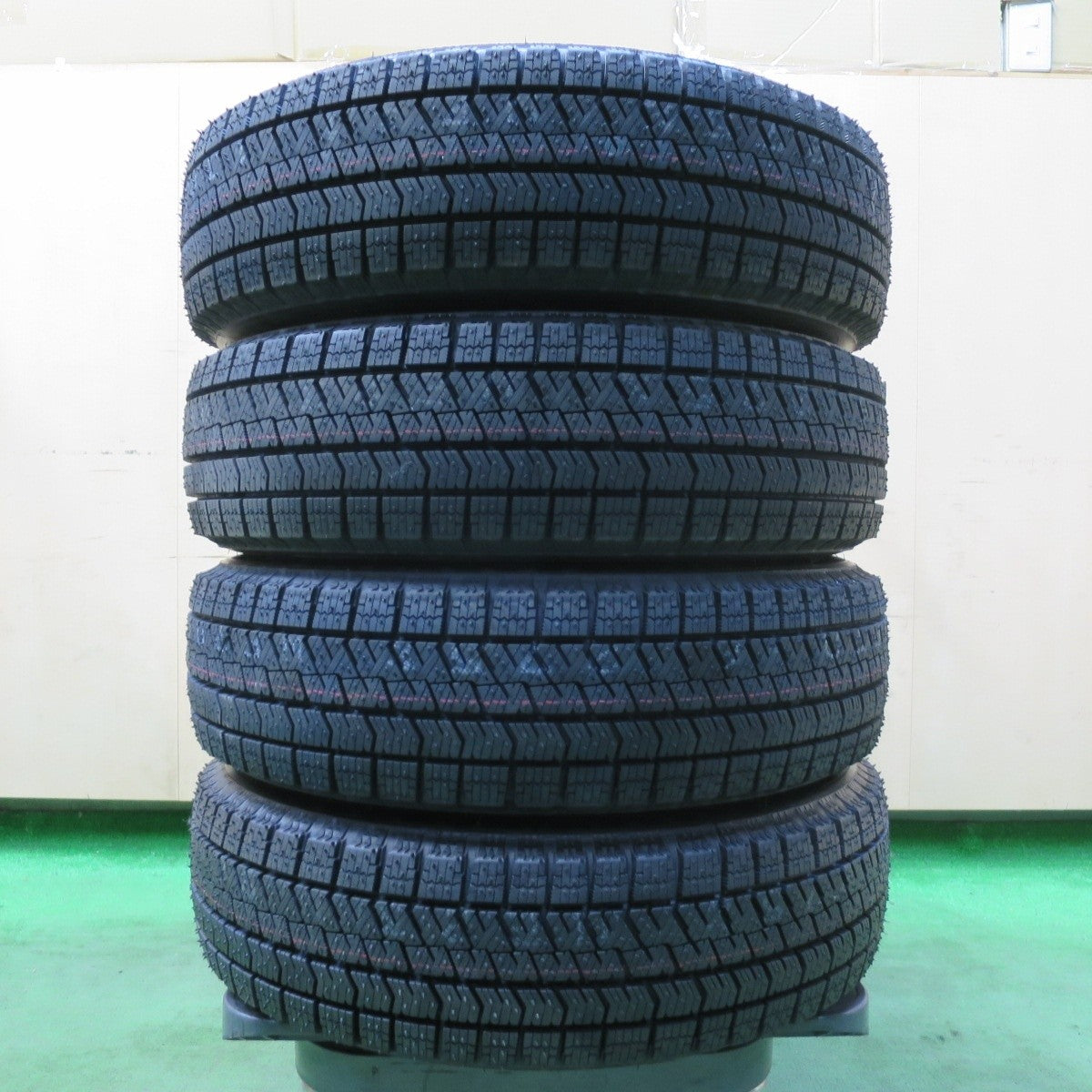未使用!24年★スタッドレス 155/65R14 ブリヂストンブリザック VRX2 BALMINUM バルミナ 14インチ PCD100/4H★5022805イス