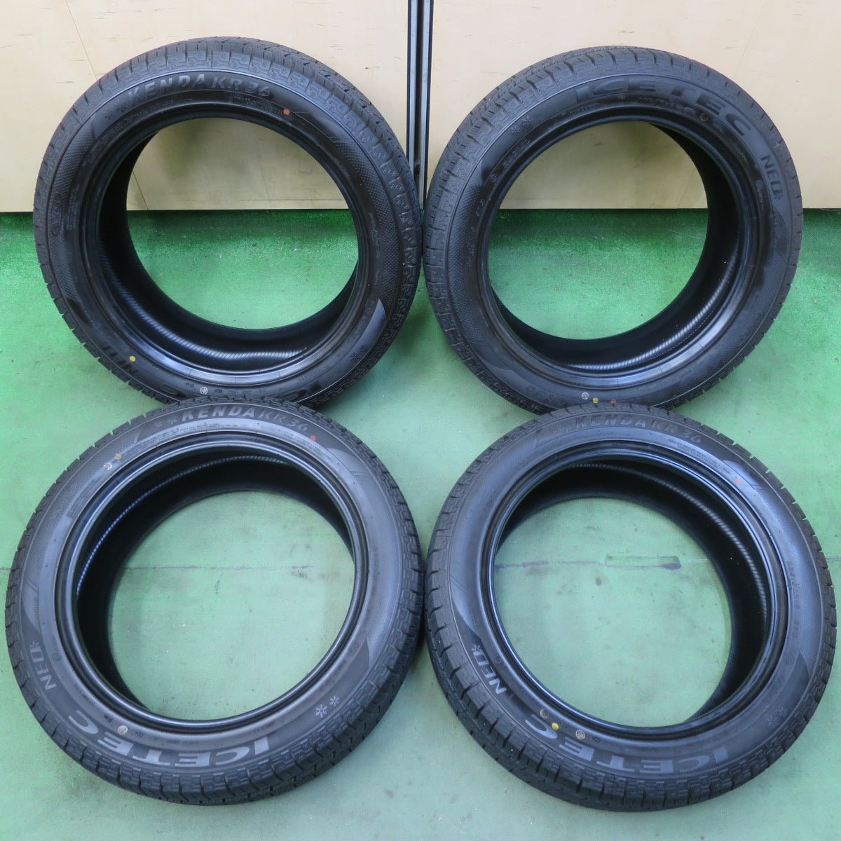 バリ溝!24年!ほぼ10分★スタッドレス 235/50R18 ケンダ KR36 アイステック ネオ タイヤ 18インチ アルファード ヴェルファイア 等★5092404イスタ