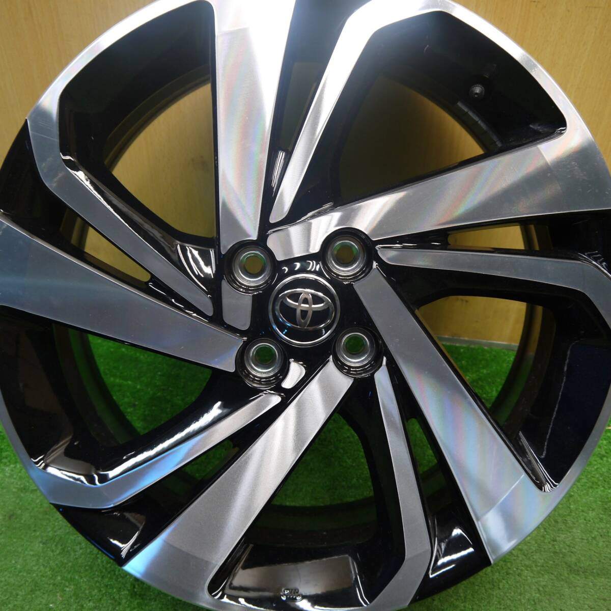 新車外し!1本★トヨタ ライズ Zグレード 純正 ホイール 17インチ A200A A202A A210A 17×6J PCD100/4H★5031415Hホ