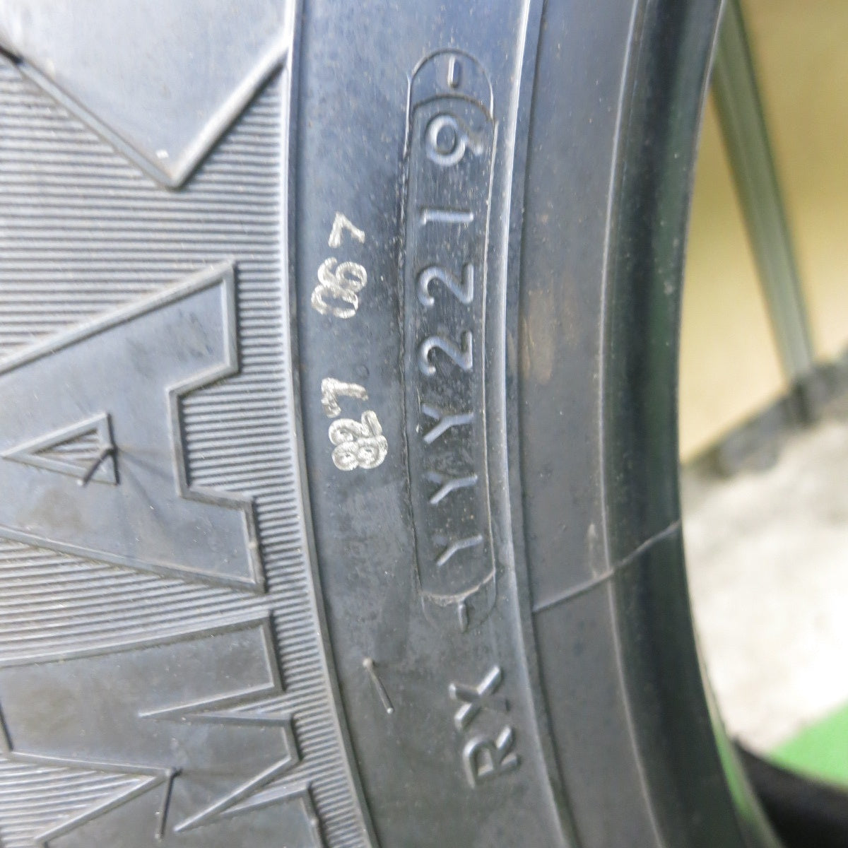 ほぼ未使用!1本★トラック タイヤ 245/70R19.5 136/134J ヨコハマ 710R ミックス オールシーズン 19.5インチ★5072606ナスタ