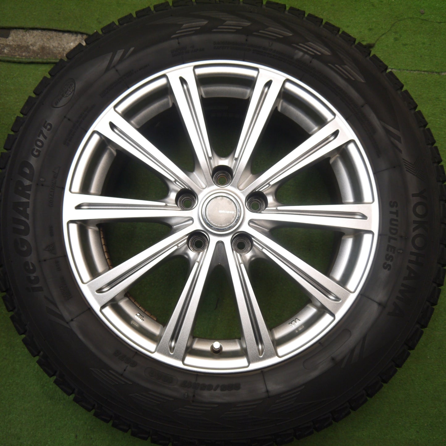 バリ溝!キレイ!8.5分★スタッドレス 225/65R17 ヨコハマ アイスガード G075 MiLLOUS ミルアス 17インチ PCD114.3/5H★5062303Hス