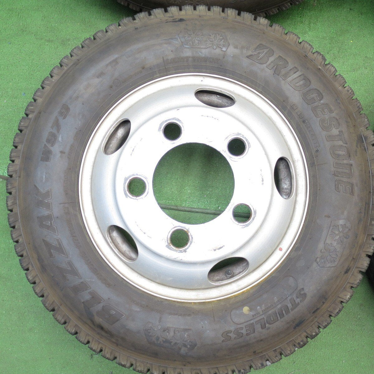 4本★トラック タイヤ 205/85R16 117/115L スタッドレス ブリヂストン W979 TOPY スチール 115-8C PCD208/5H★4050402クス