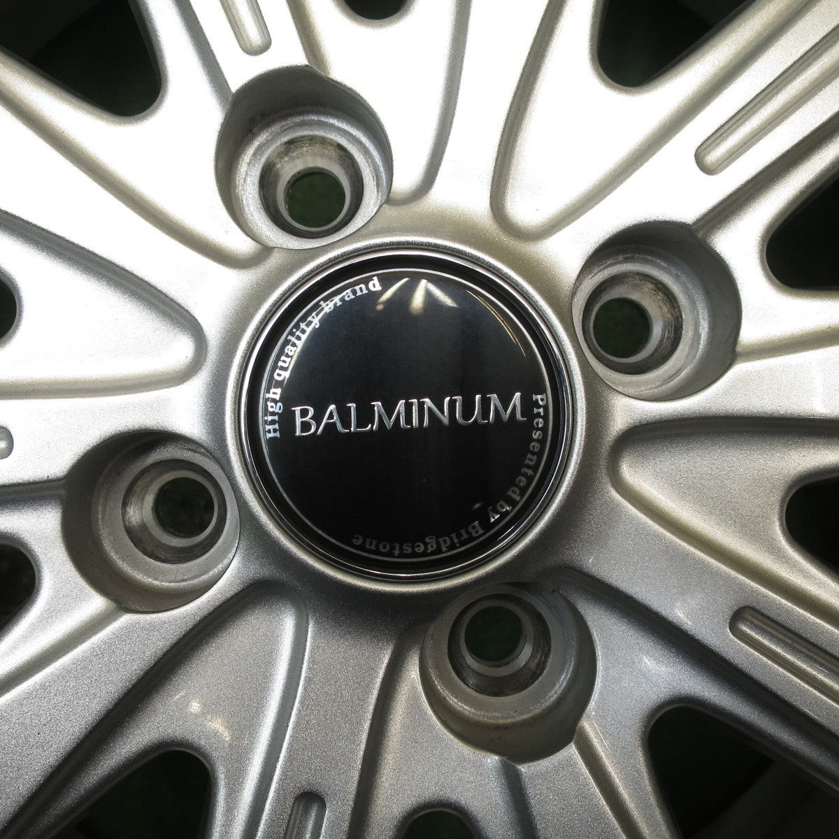 バリ溝!23年!キレイ!9.5分★スタッドレス 165/65R15 ブリヂストン ブリザック VRX2 BALMINUM バルミナ 15インチ タフト 等 軽サイズ PCD100/4H★5060203NJス