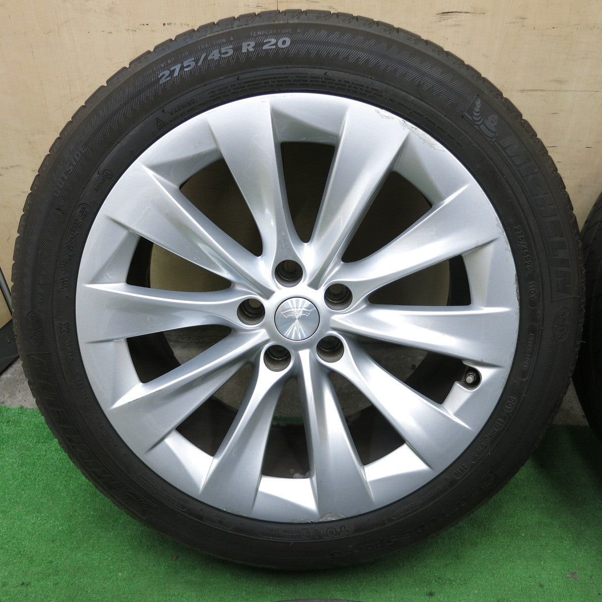 4本価格★テスラ モデルX 純正 255/45R20 275/45R20 ミシュラン LATITUDE Sport3 TO 20インチ PCD120/5H★5072903ナノ