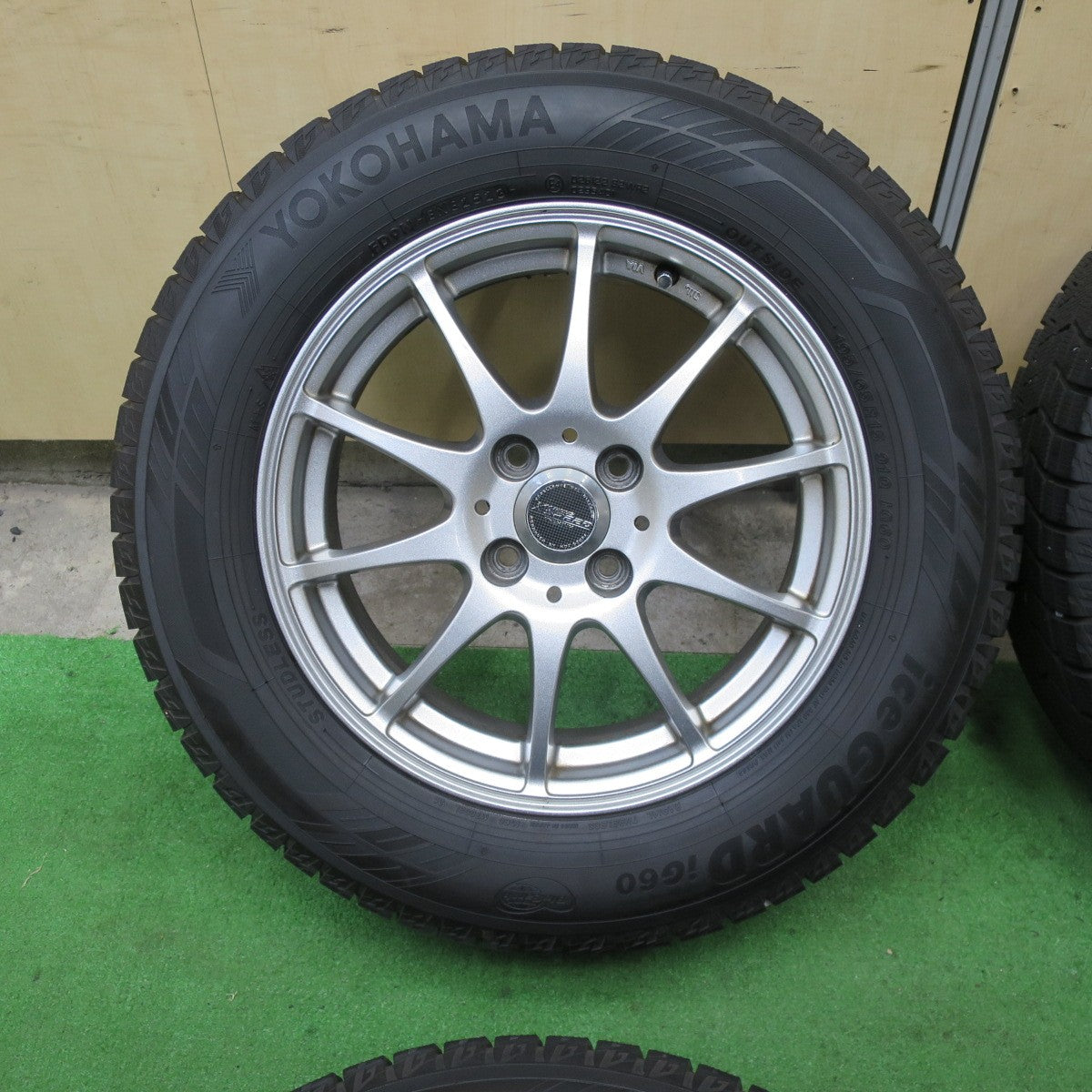 バリ溝!23年!キレイ!9.5分★スタッドレス 195/65R15 ヨコハマ アイスガード iG60 X CROSS SPEED PREMIUM クロススピード 15インチ PCD100/4H★5092401TTス