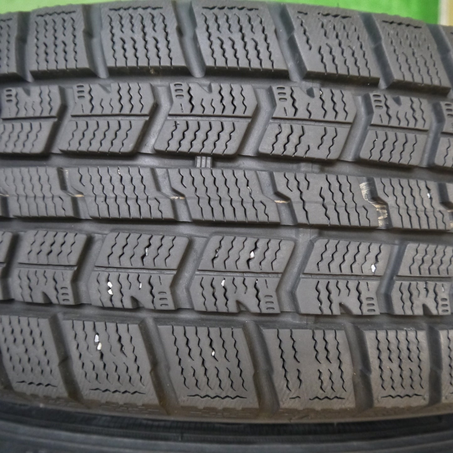 バリ溝!キレイ!9分★スタッドレス 195/65R16 グッドイヤー アイスナビ7 ravrion RS01 ラブリオン 16インチ PCD100/4H★5042103Hス