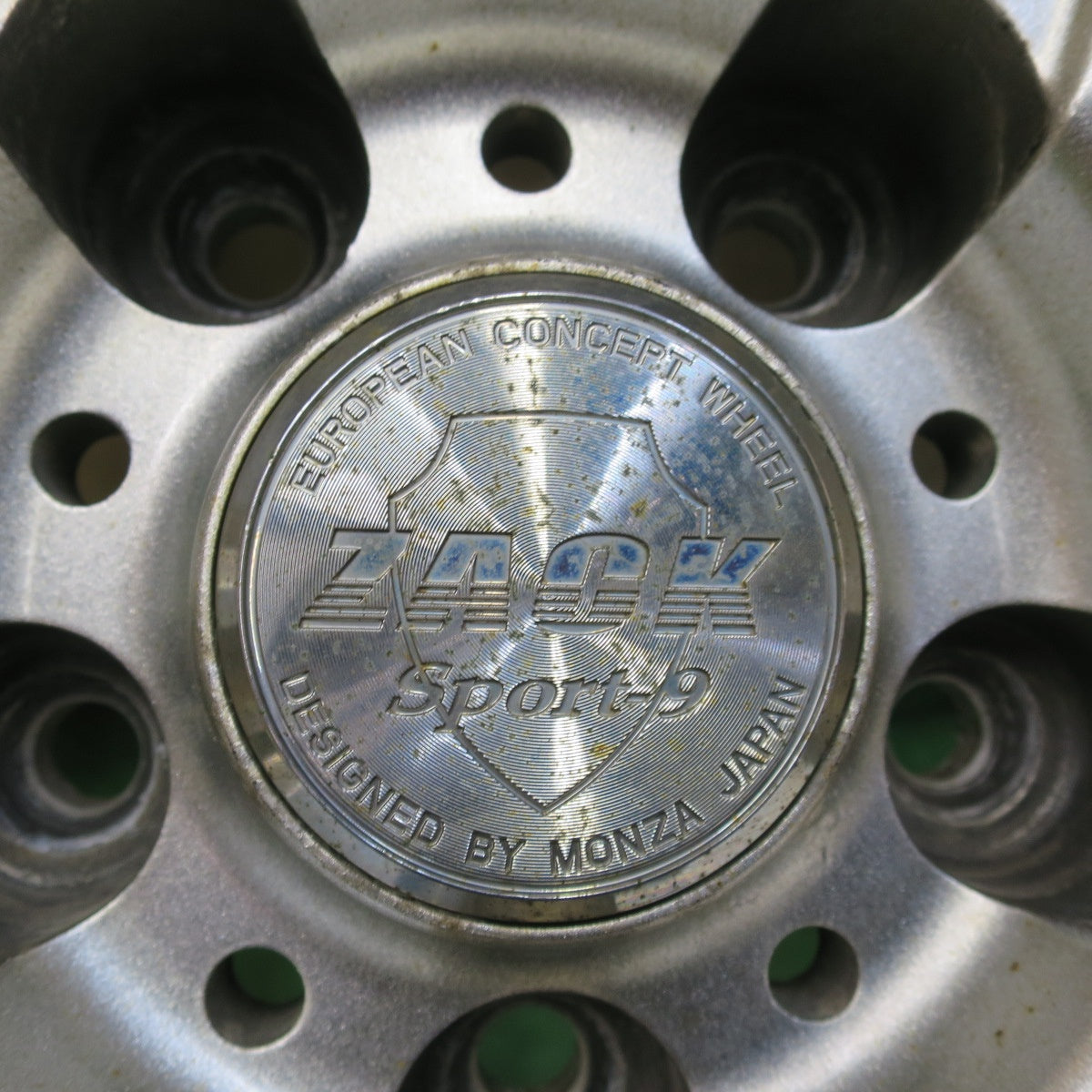 バリ溝!23年!9.5分以上★スタッドレス 215/60R16 ヨコハマ アイスガード iG70 ZACK Sport-9 MONZA ザック モンツァ 16インチ PCD114.3/5H★5092310イス