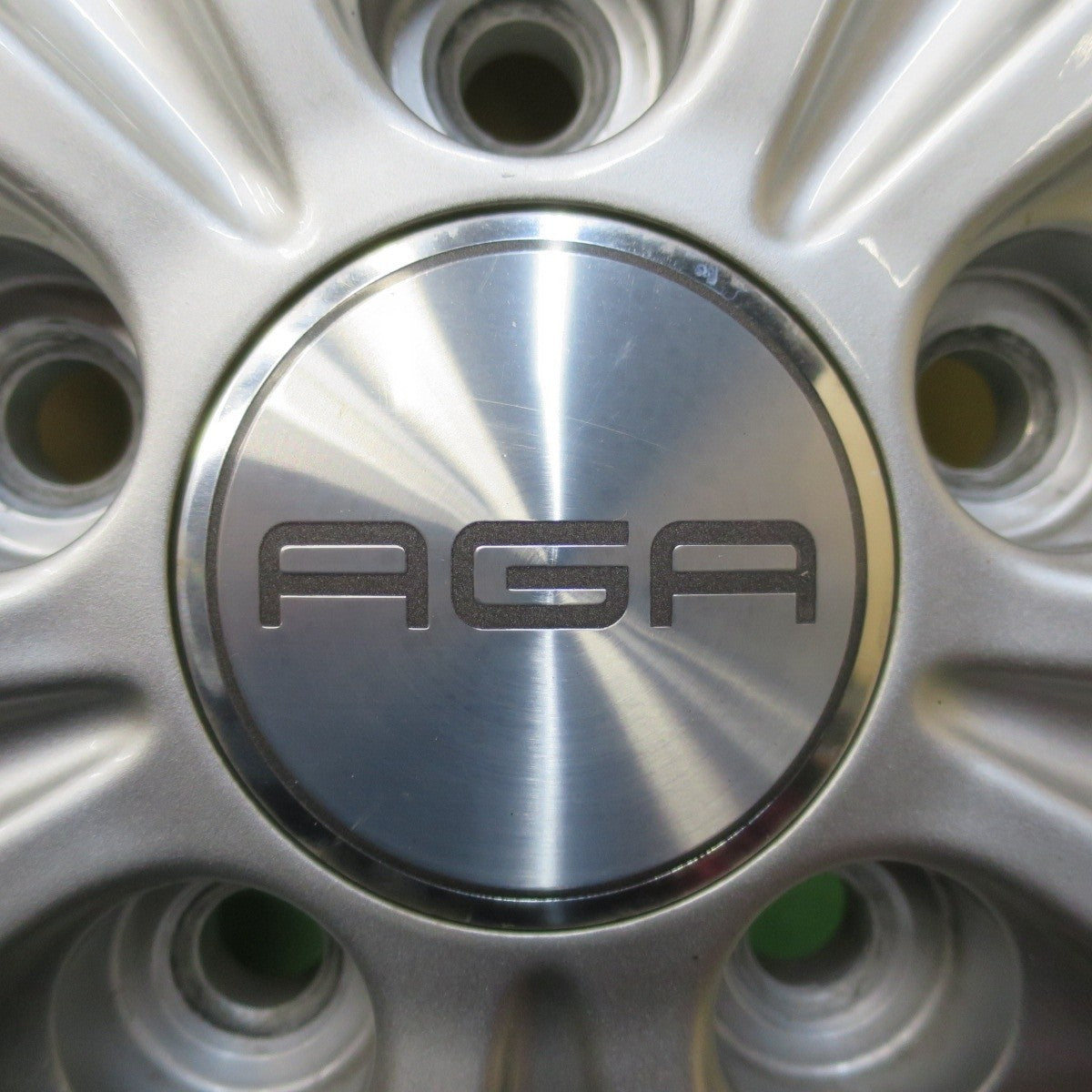 バリ溝!9分★アウディ ワーゲン 等 AGA DORF 205/60R16 スタッドレス ミシュラン X-ICE3+ 16インチ ドルフ PCD112/5H★5010711イス
