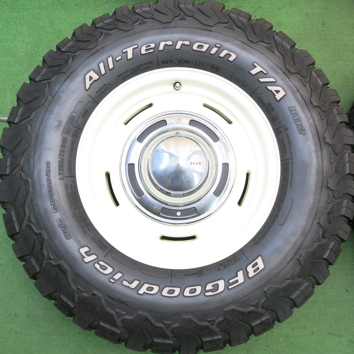 キレイ★DEAN CC3 CRIMSON 265/75R16 119/116R BFグッドリッチ All-Terrain T/A KO2 ディーン クリムソン PCD139.7/6H★5071901HAノ