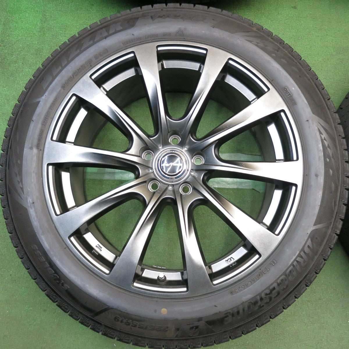 バリ溝!23年!キレイ!9.5分◎スタッドレス 225/55R19 ブリヂストン ブリザック VRX3 Lefinada レフィナーダ 19インチ PCD114.3/5H◎6101502HAス