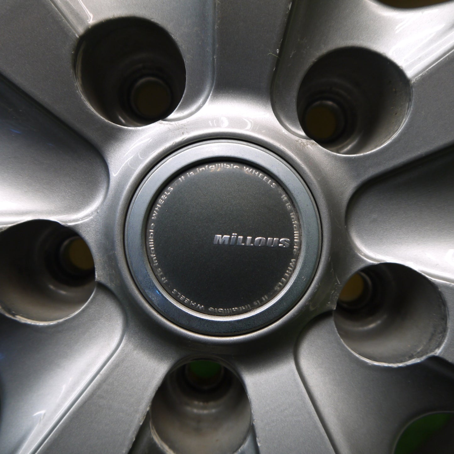 バリ溝!キレイ!8.5分★スタッドレス 215/55R17 ヨコハマ アイスガード iG50 MiLLOUS ミルアス 17インチ PCD114.3/5H★5043007Hス