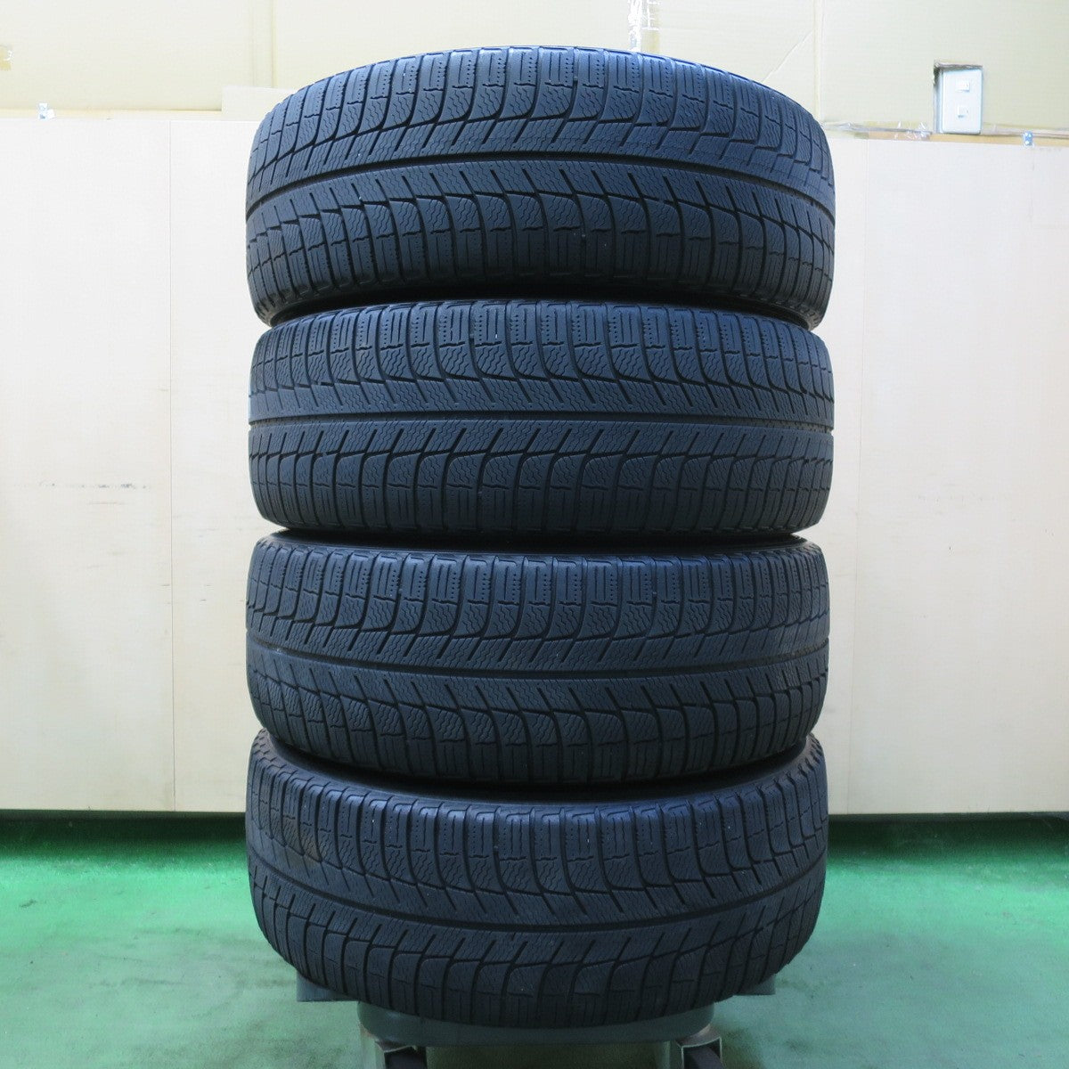 キレイ★スタッドレス 205/55R16 ミシュラン X-ICE3+ ZACK JP-812 MONZA ザック 16インチ PCD114.3/5H★5082602イス