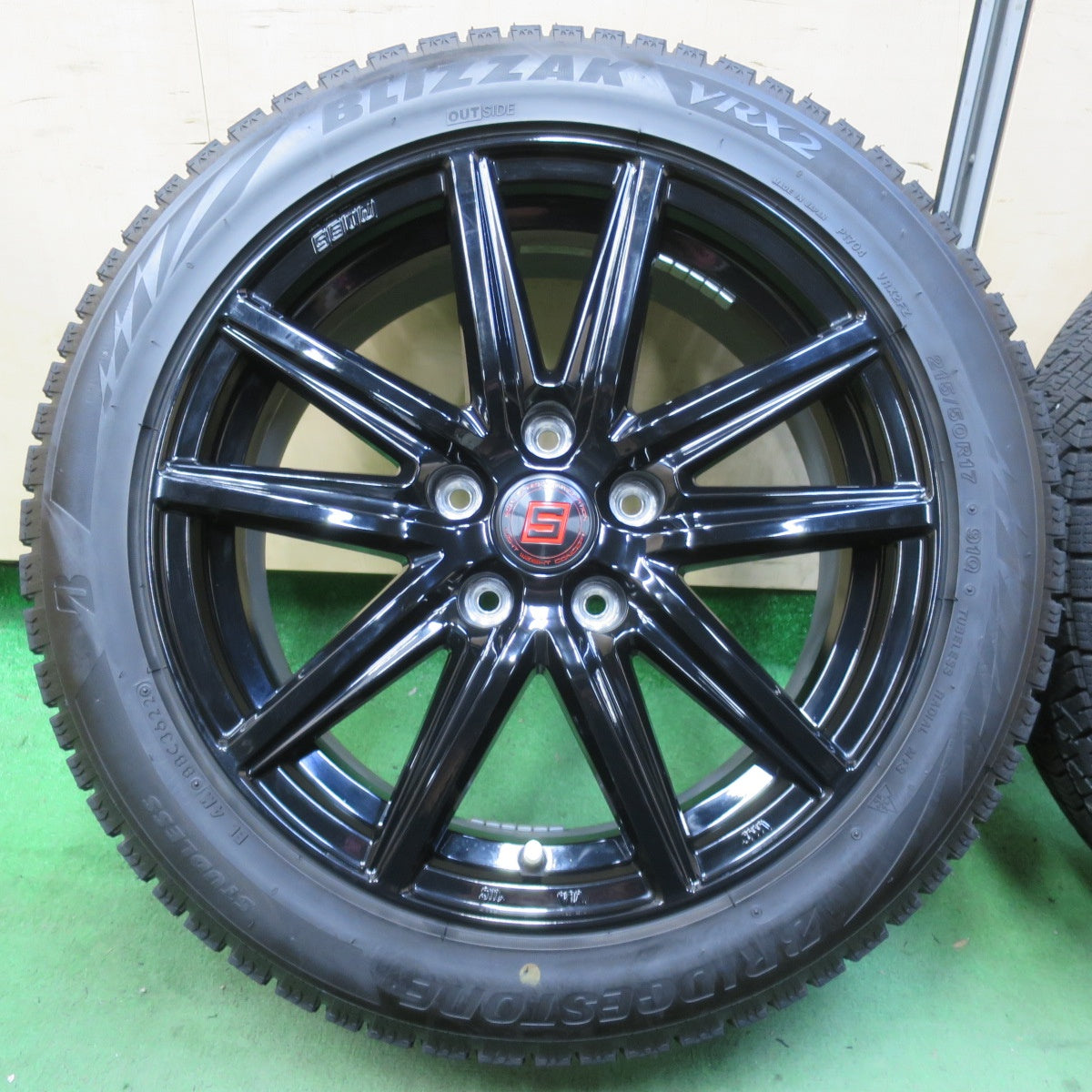 バリ溝!22年!キレイ!9.5分★スタッドレス 215/50R17 ブリヂストン ブリザック VRX2 SEIN ザイン 17インチ PCD114.3/5H★5062206イス