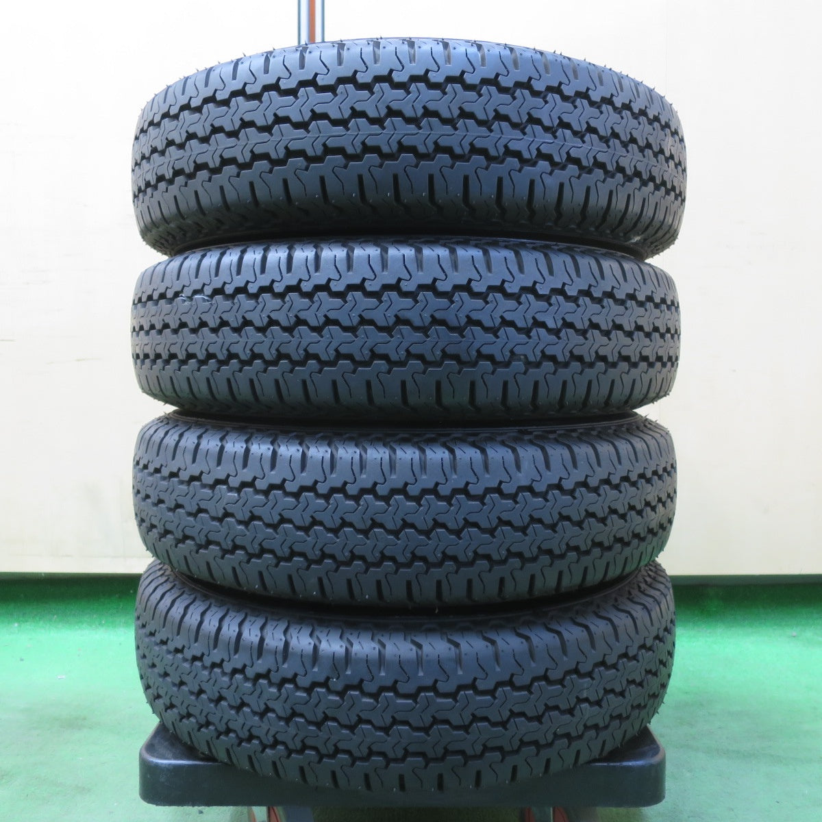 バリ溝!22年!キレイ!ほぼ10分★ダイハツ ハイゼット 純正 スチール 145/80R12 80/78N ヨコハマ SUPER VAN 355 12インチ PCD100/4H★5042507イノ