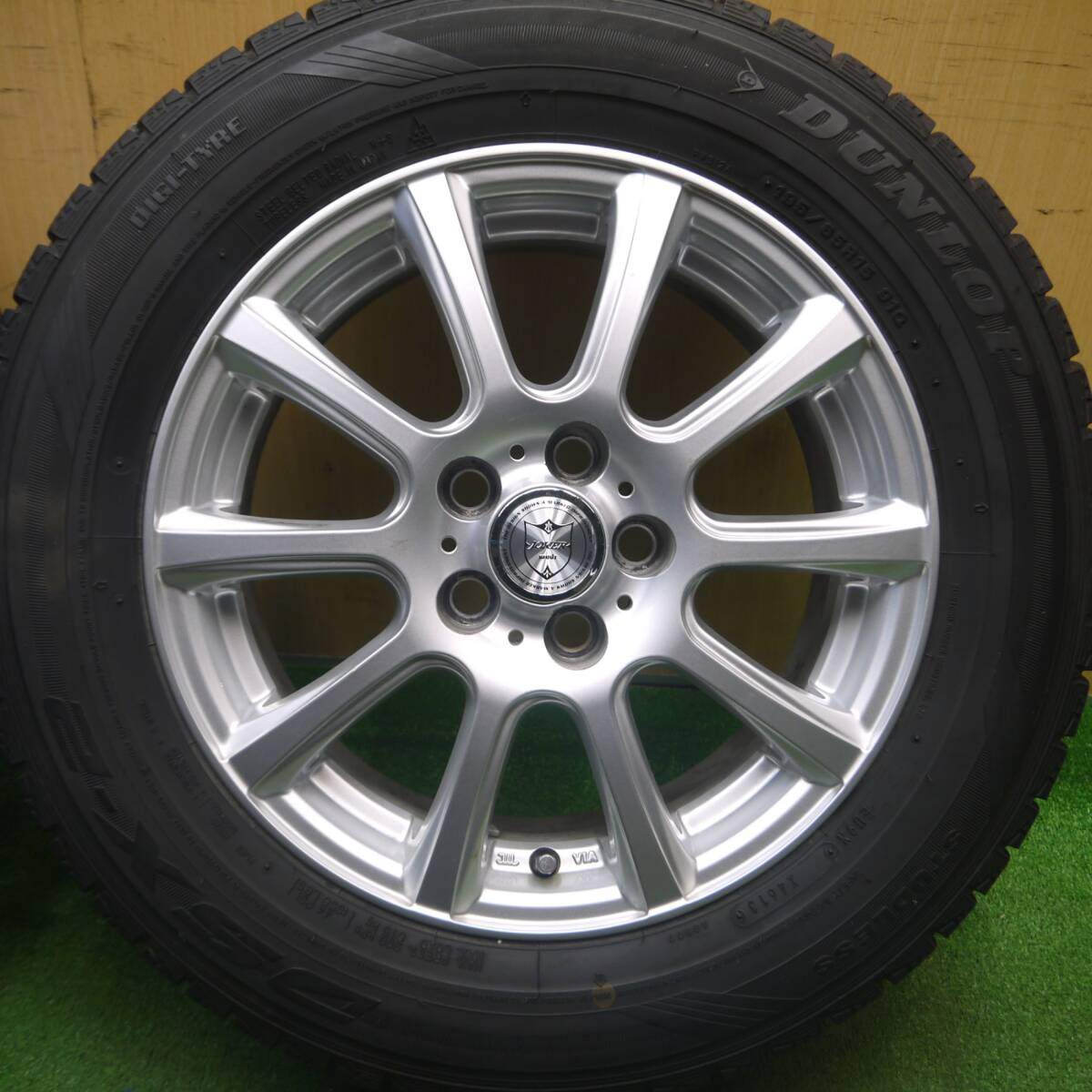 バリ溝!9分★プリウス 等 195/65R15 スタッドレス ダンロップ DSX-2 JOKER ジョーカー 15インチ PCD100/5H★5020513Hス
