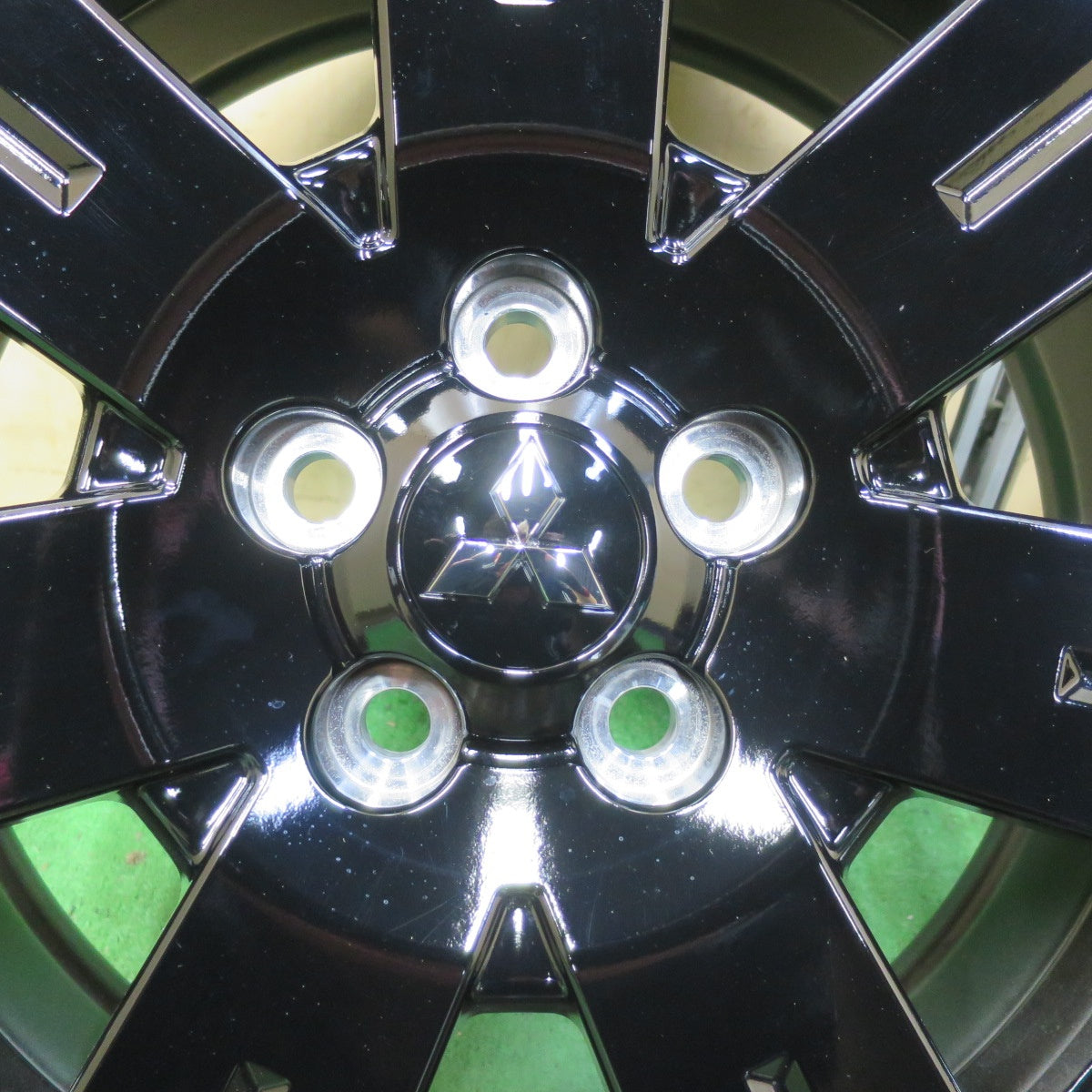新車外し★三菱 デリカ D:5 シャモニー 純正 ENKEI ホイール 18インチ 18×7J D5 エンケイ PCD114.3/5H★5061811イホ