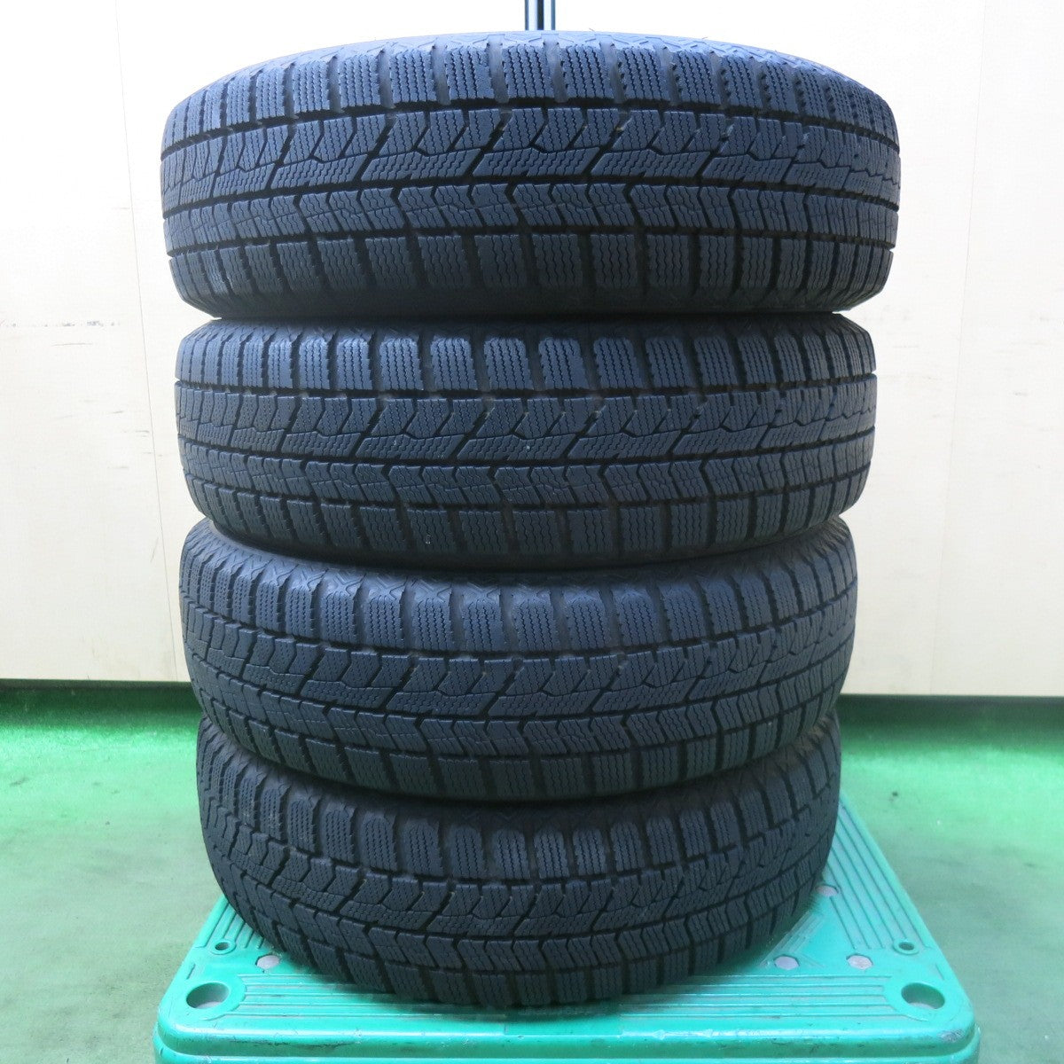 バリ溝!21年!キレイ!9分★スタッドレス 165/60R15 トーヨー オブザーブ GIZ2 SMACK ENKEI AME スマック エンケイ 15インチ ハスラー ソリオ 等 PCD100/4H★5112702SKス