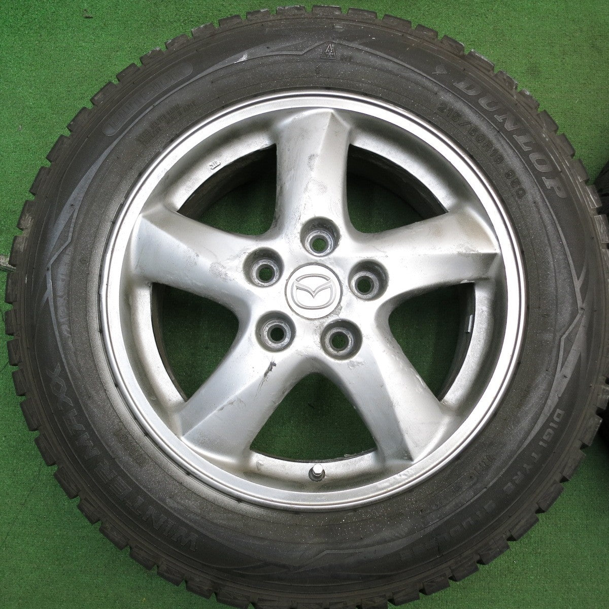 バリ溝!9.5分以上★マツダ MPV 純正 215/60R16 スタッドレス ダンロップ ウインターマックス WM01 16インチ PCD114.3/5H★5061204AKス