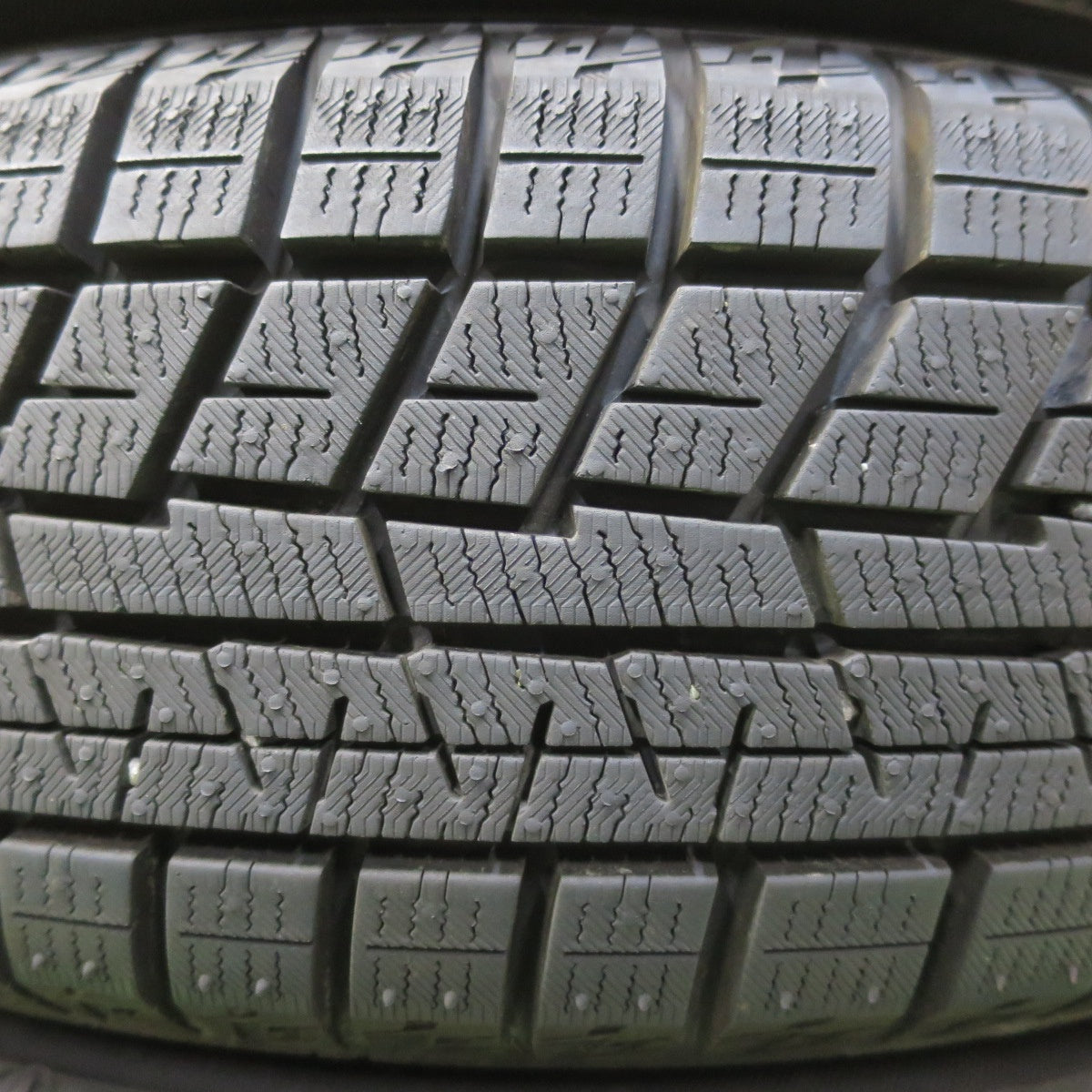 バリ溝!22年!キレイ!ほぼ10分★スタッドレス 155/65R14 ヨコハマ アイスガード iG60 VELVA SPORTZ ヴェルヴァ 14インチ PCD100/4H★5092910イス