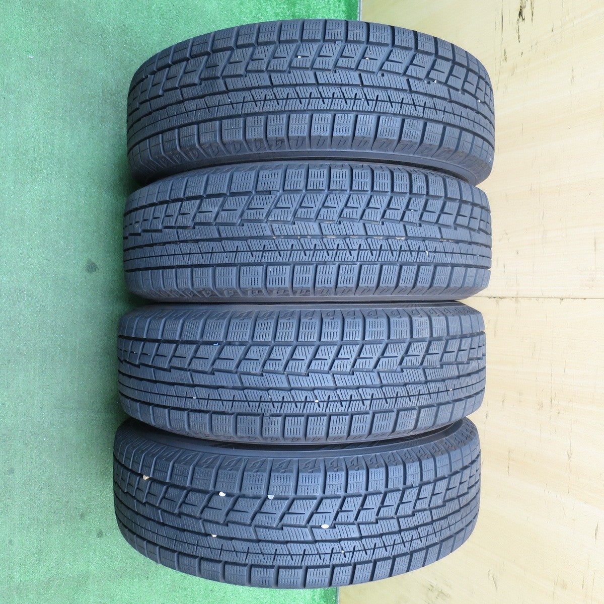 バリ溝!23年!キレイ!9.5分★スタッドレス 185/65R15 ヨコハマ アイスガード iG60 Exceeder エクシーダー 15インチ PCD100/4H★5051902NJス
