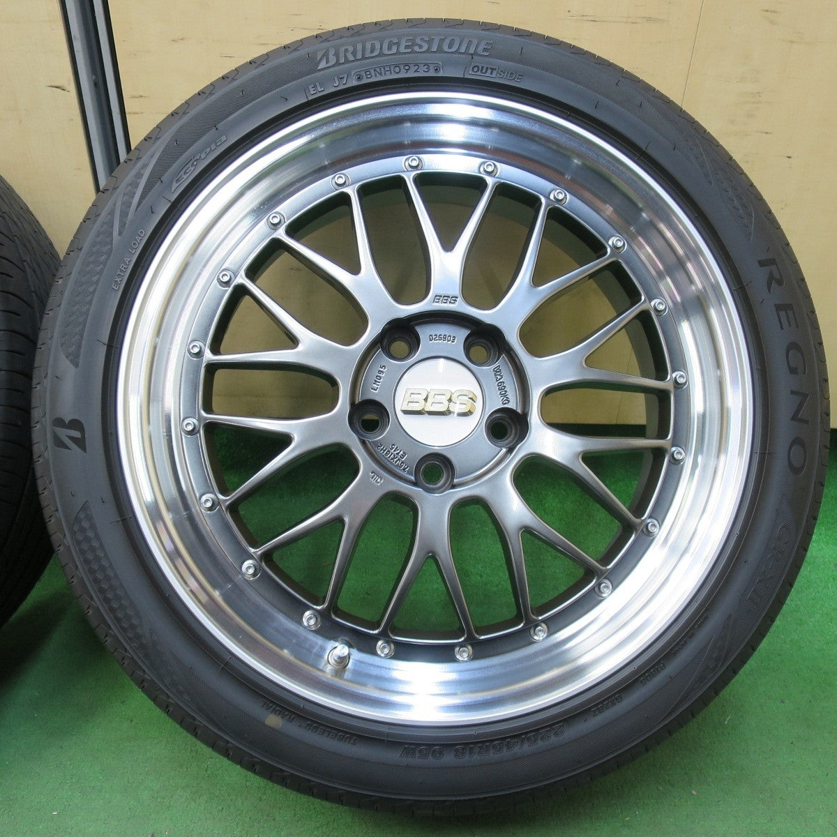 バリ溝!23年!キレイ!9.5分★BBS LM095 225/45R18 ブリヂストン レグノ GR-X2 18インチ PCD114.3/5H★5031009イノ
